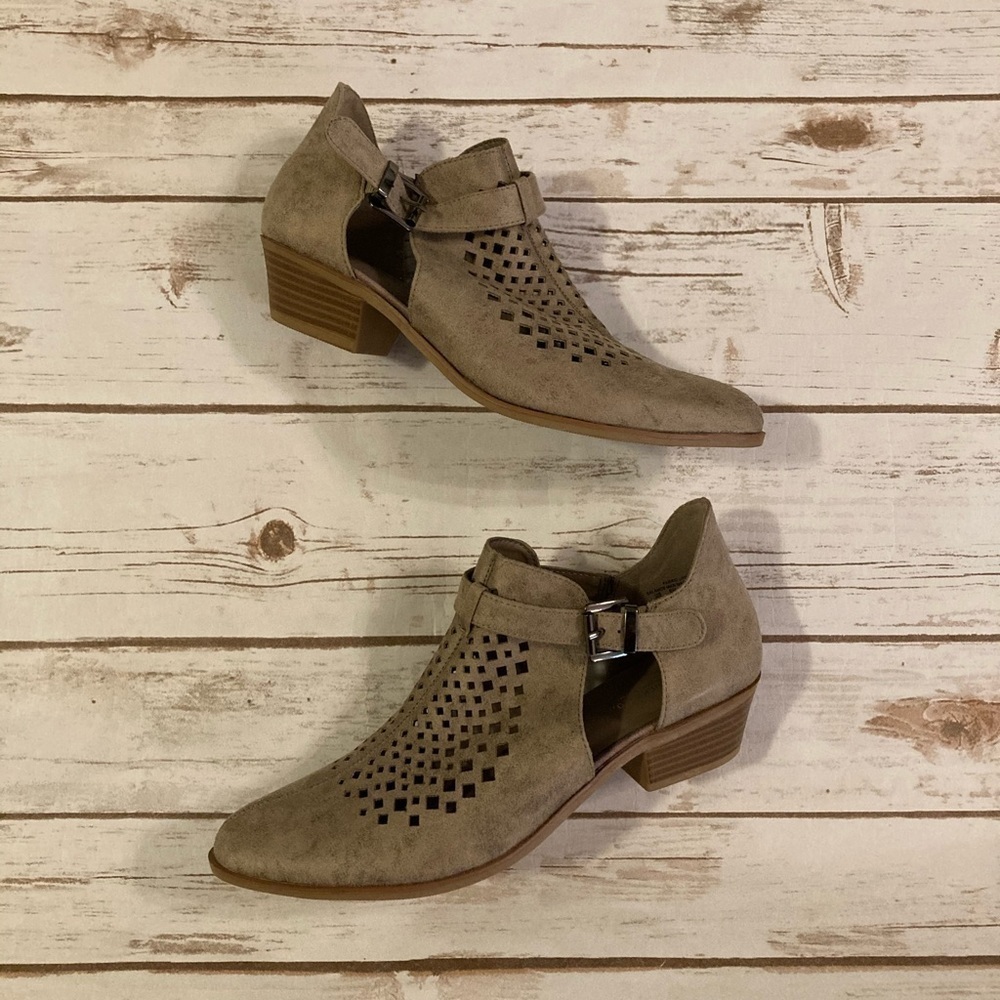 Roebuck & Co Tara Taupe Laser Cut Ankle Booties 8 - Picture 2 of 11